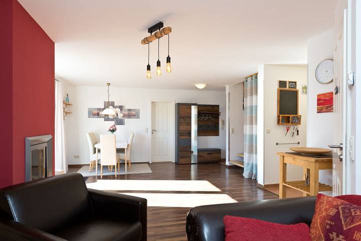 Ganze Wohnung, Komfortable Ferienwohnung - Golf Oase - mit Sauna in Göhren-Lebbin in Göhren-Lebbin, Mecklenburgische Seenplatte