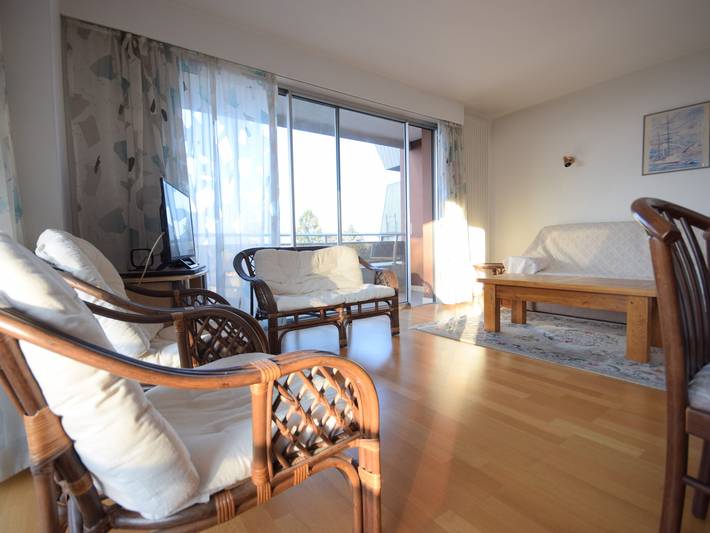 Appartement entier, Appartement spacieux avec vue sur lac à Évian-les-Bains in Évian-les-Bains, Région de Thonon-les-Bains