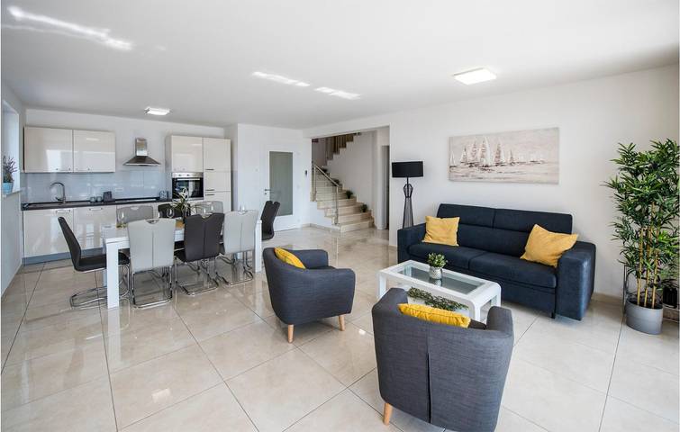 Location de vacances pour 8 personnes, avec terrasse à Gajac - 4