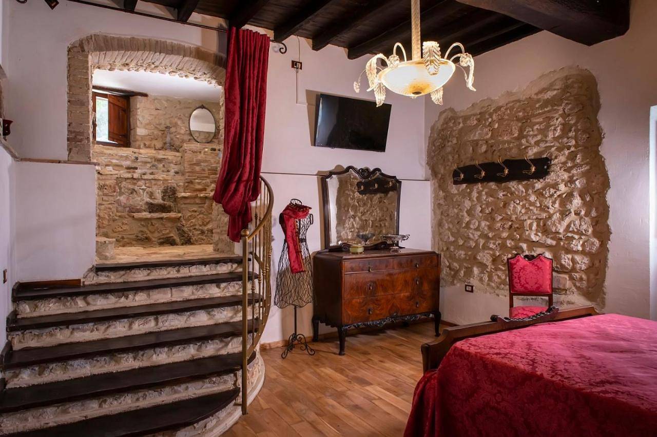 Double Room with Mountain View in Spoleto, Province de Pérouse