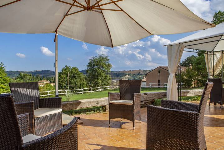 Villa für 12 Personen, mit Garten und Pool in Marche - 4