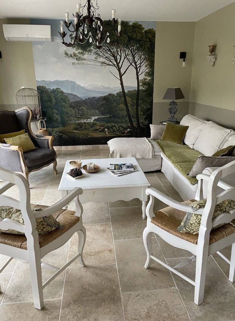 Gite "Chez Elles en Provence" avec piscine et jacuzzi privatifs in Nans-les-Pins, Région de Brignoles