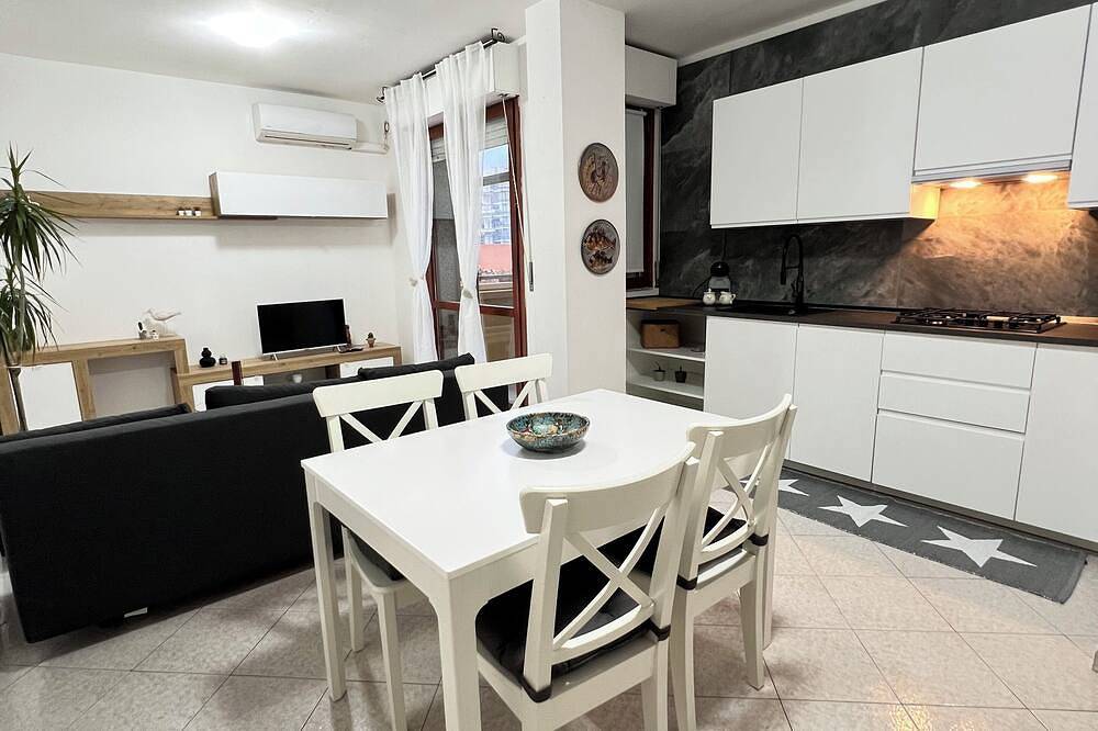 Entire apartment, Charming apartment in lovely Quartu Sant'Elena in Quartu Sant'Elena, Campidano