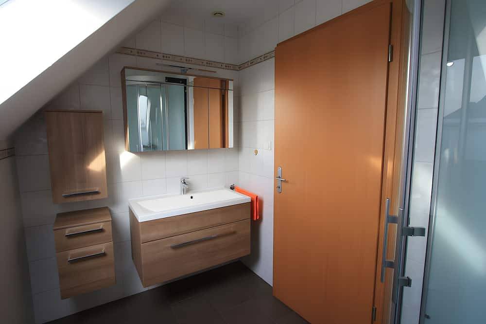 Appartement entier, Appartement « Gîte De L'oie Blanche » avec Wi-Fi et climatisation in Blodelsheim, Région de Guebwiller