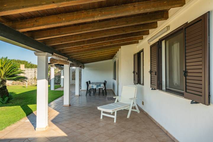 Location de vacances pour 8 personnes, avec jardin dans Île de Sant'Antioco - 4