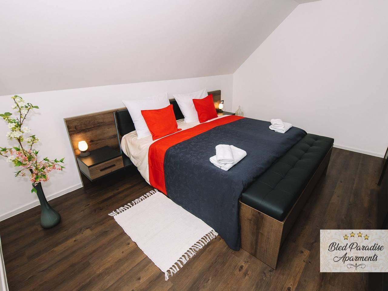 Entire apartment, Bled Prestigious and Stylish Apartments - Two Bedroom Apartment with Balcony in Bled, Triglav National Park