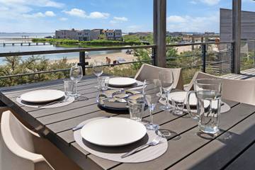 Villa for 4 Guests in Goeree-Overflakkee, North Sea Netherlands, Picture 1