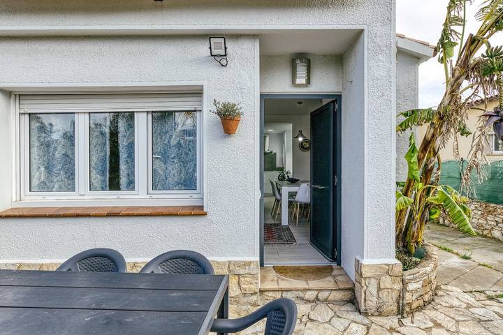 Renoviertes Ferienhaus "Casa en Begur" mit Garten & Wlan in Residencial Begur, Begur