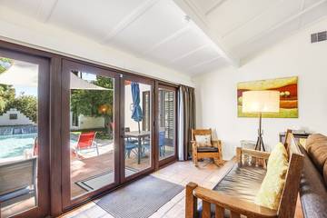 Vacation House for 4 Guests in Palm Springs, Coachella Valley, Picture 4