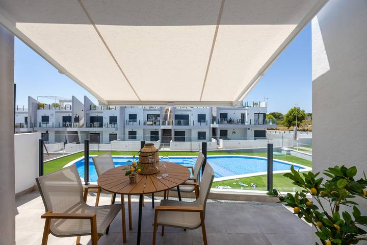 Entire apartment, Holiday apartment for 4 people with balcony in San Miguel de Salinas, Costa Blanca
