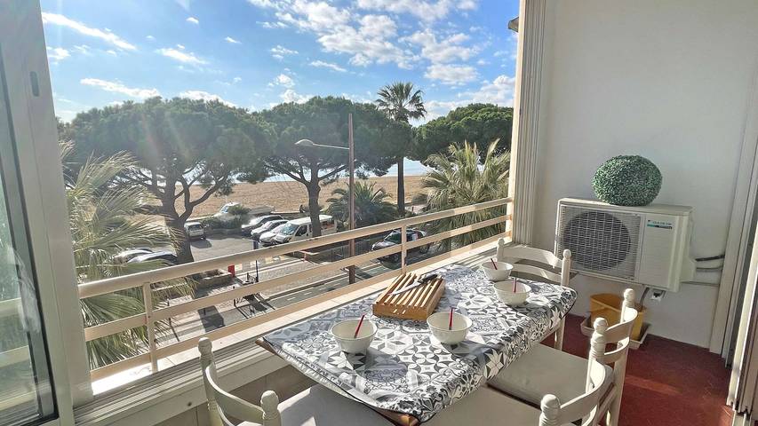 Gîte pour 6 personnes, avec terrasse dans Casino De Sainte Maxime - 2