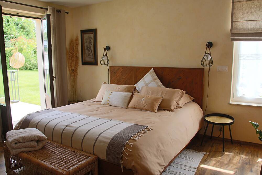 \"Le clos des flâneries\" 10 minutes from the Champagne vineyards. in Bouy, Marne