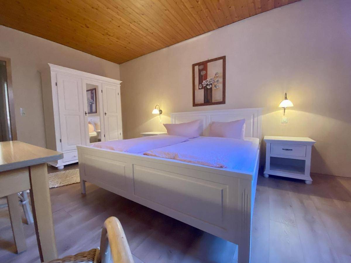 Pension Walther in Schweigen-Rechtenbach, Arrondissement de la Route-du-Vin-du-Sud
