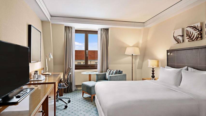 Hotel für 2 Personen, mit Whirlpool und Kinderpool sowie Pool und Sauna, mit Haustier in Residenzschloss - 2