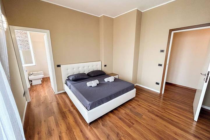 Ganze Wohnung, SkyLoft Bergamo - Chic Penthouse with Unique Panorama in Bergamo, Bergamo Provinz