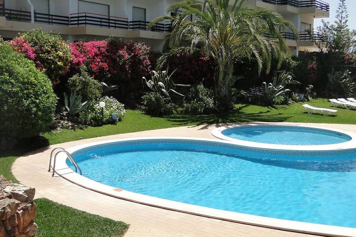 Appartement de vacances pour 6 personnes, avec jardin et piscine - 1