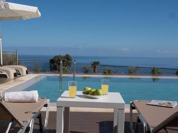 Villa per 9 Persone in Achlada, Creta Nord, Foto 1