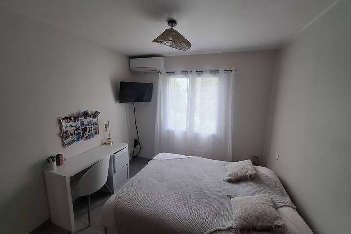 Location de vacances pour 6 personnes, avec terrasse et jardin à Villevieille - 3