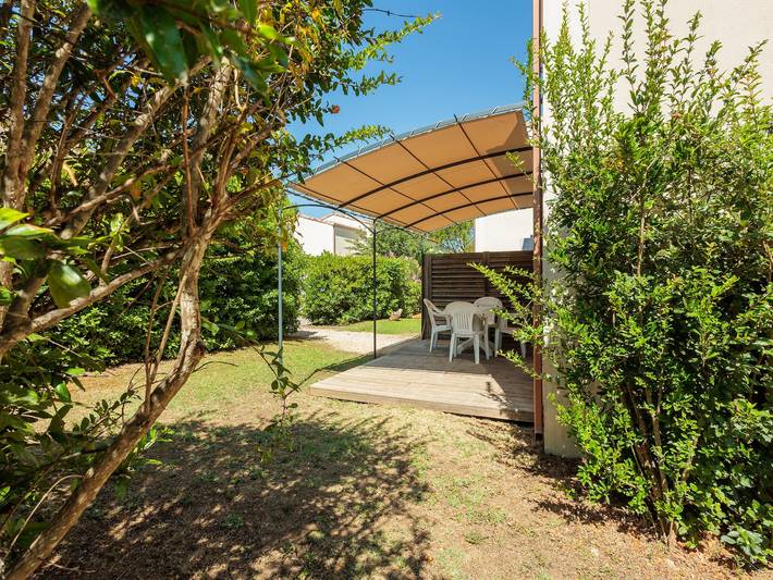 Beautiful holiday home near vineyards in Aubignan, Parc naturel régional du Mont-Ventoux