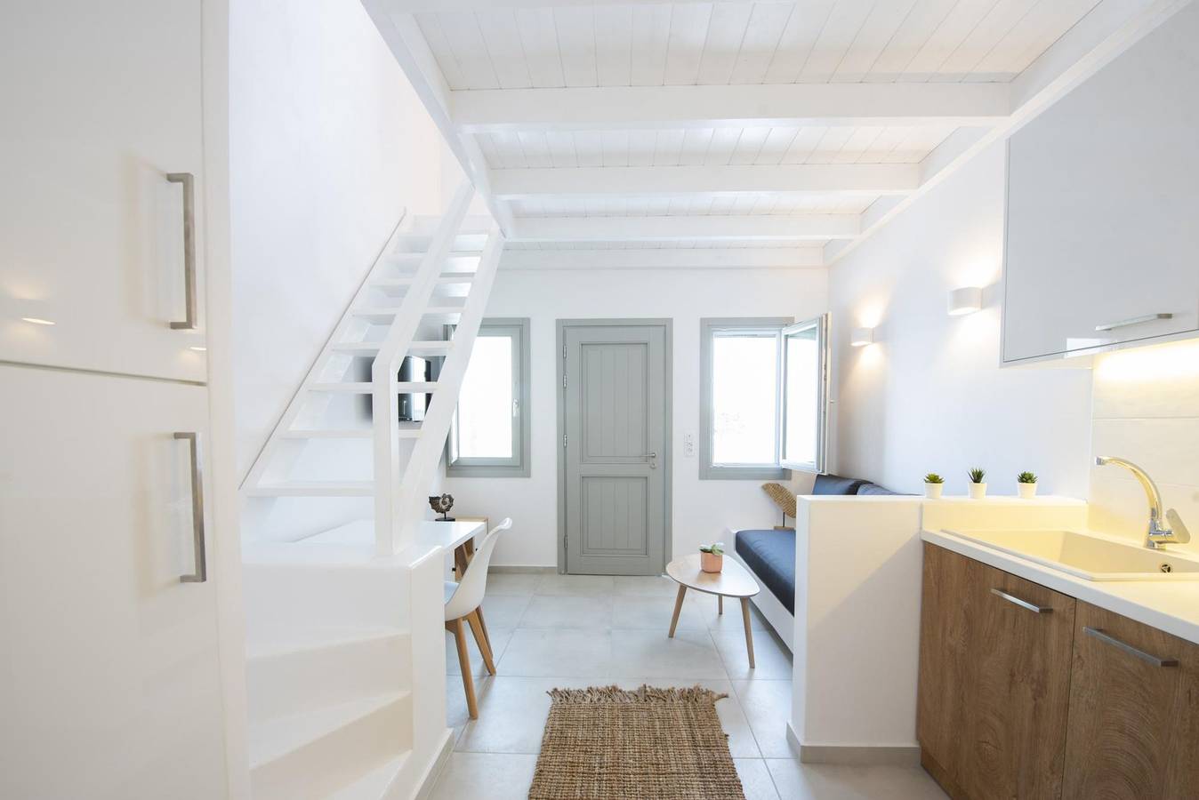 Entire apartment, White Orchid Suites | 4 | Suite | Private Hot Tub in Exo Gonia, Vothonas