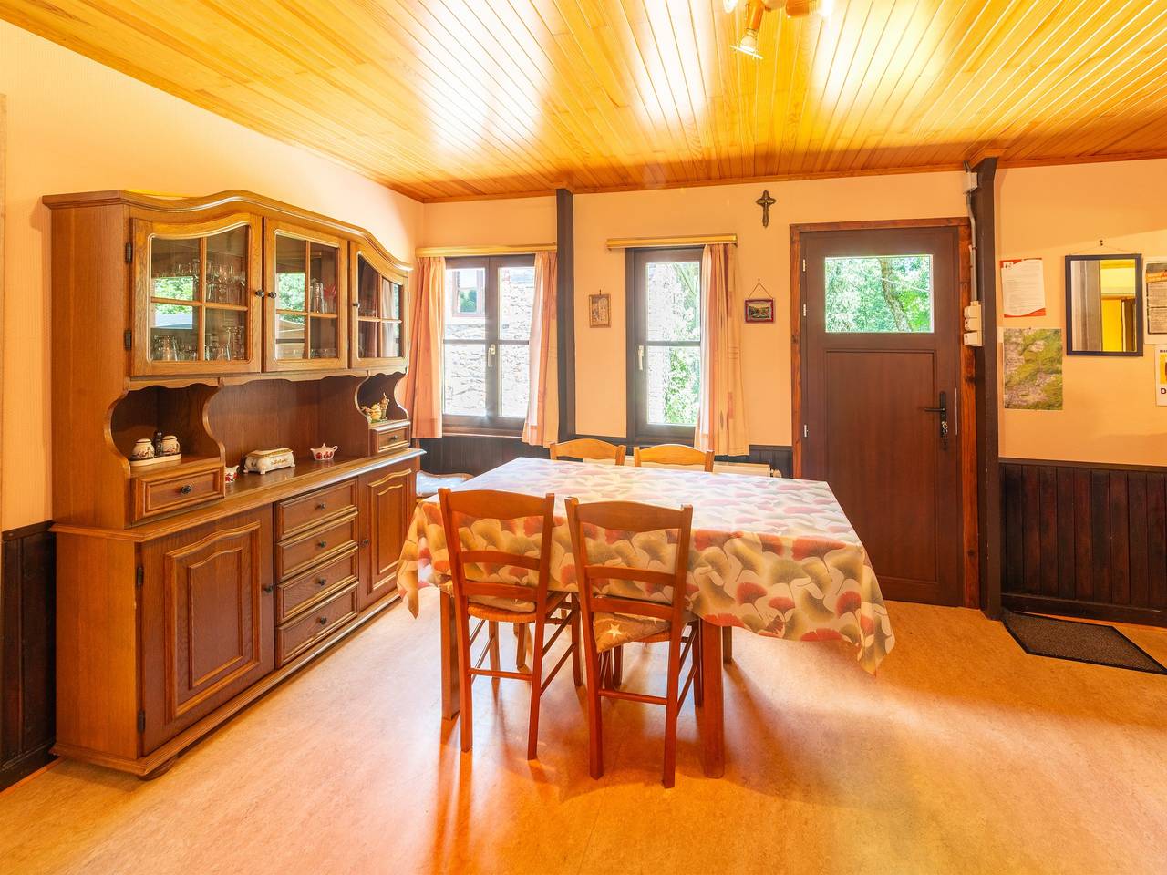 Charmant chalet in Vielsalm in Vielsalm, Bastenaken