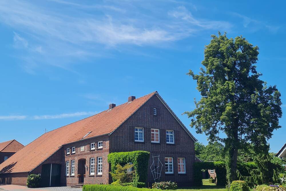 Gulfhof Bühren - Großes Bauernhaus in Uplengen, Ostfriesland