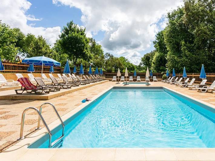Chalet pour 4 personnes, avec bassin pour enfant - 1