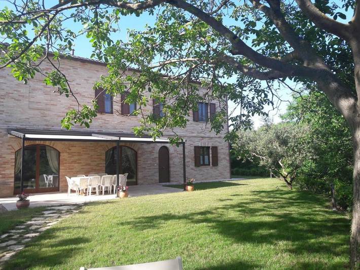 Villa per 9 persone, con Terrazza e Giardino nonché Panorama a Fermo