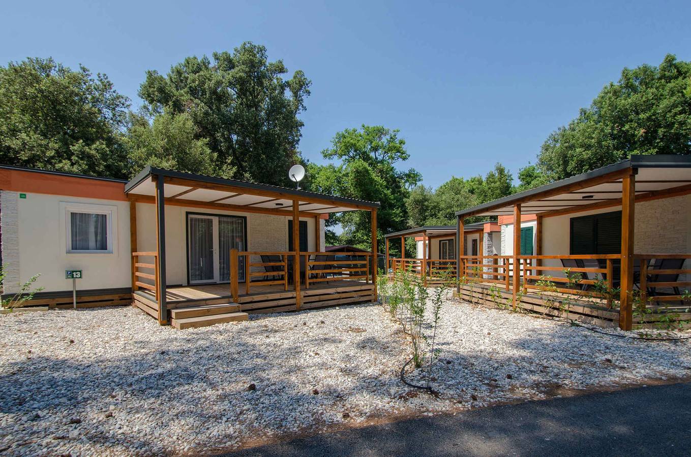 Mobilehome mit Terrasse und Klimaanlage  in Beach Centinera, Banjole
