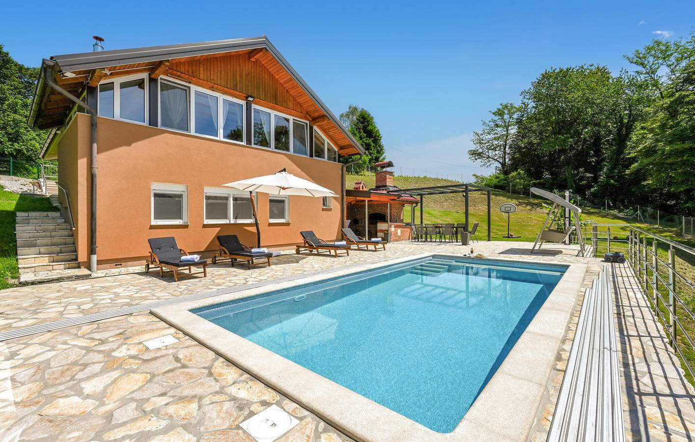 Ferienhaus für 7 Personen mit Sauna in Varazdin