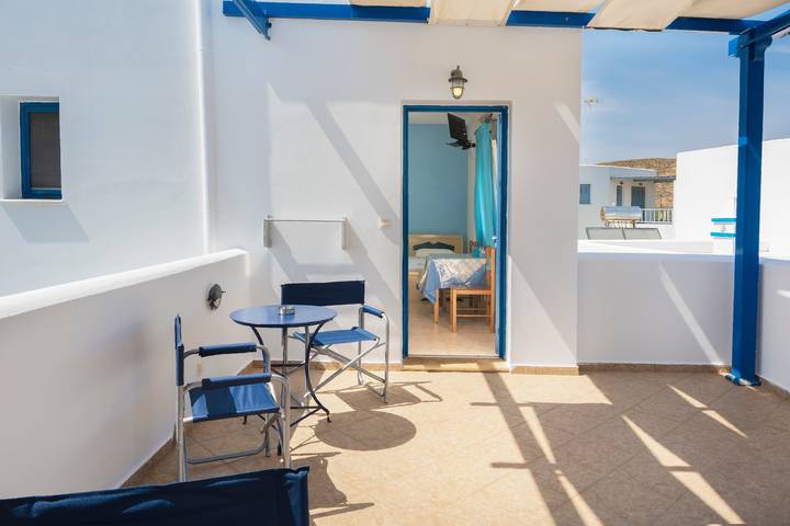 Gîte pour 2 personnes, avec balcon et jardin, animaux acceptés dans Sérifos - 2