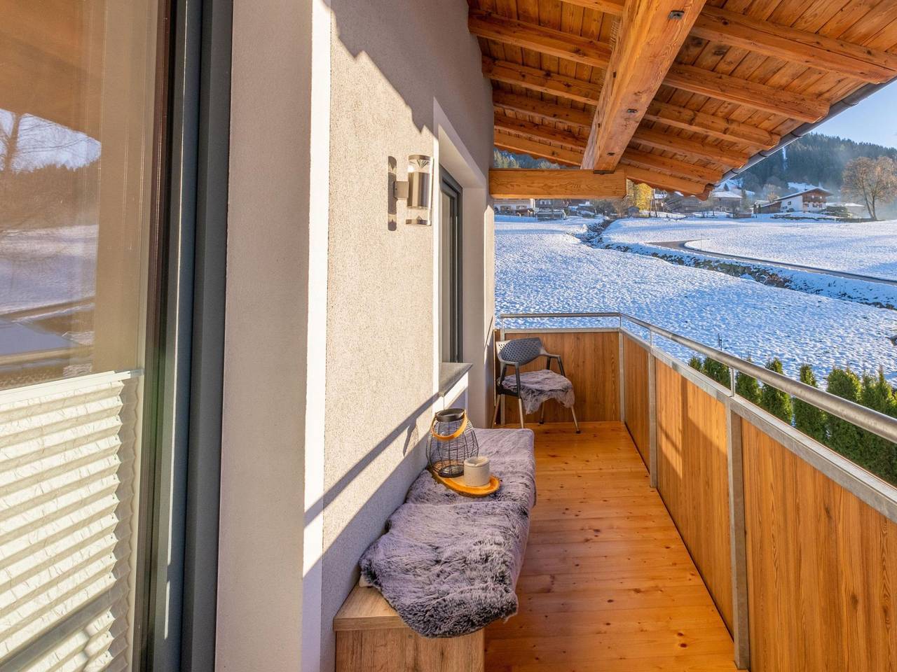 Geheel appartement, Ruim appartement, direct naast een prachtig winterwandelpad in Brixen im Thale, Brixental