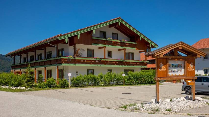Appart’hôtel pour 2 personnes, avec jardin ainsi que sauna et vue