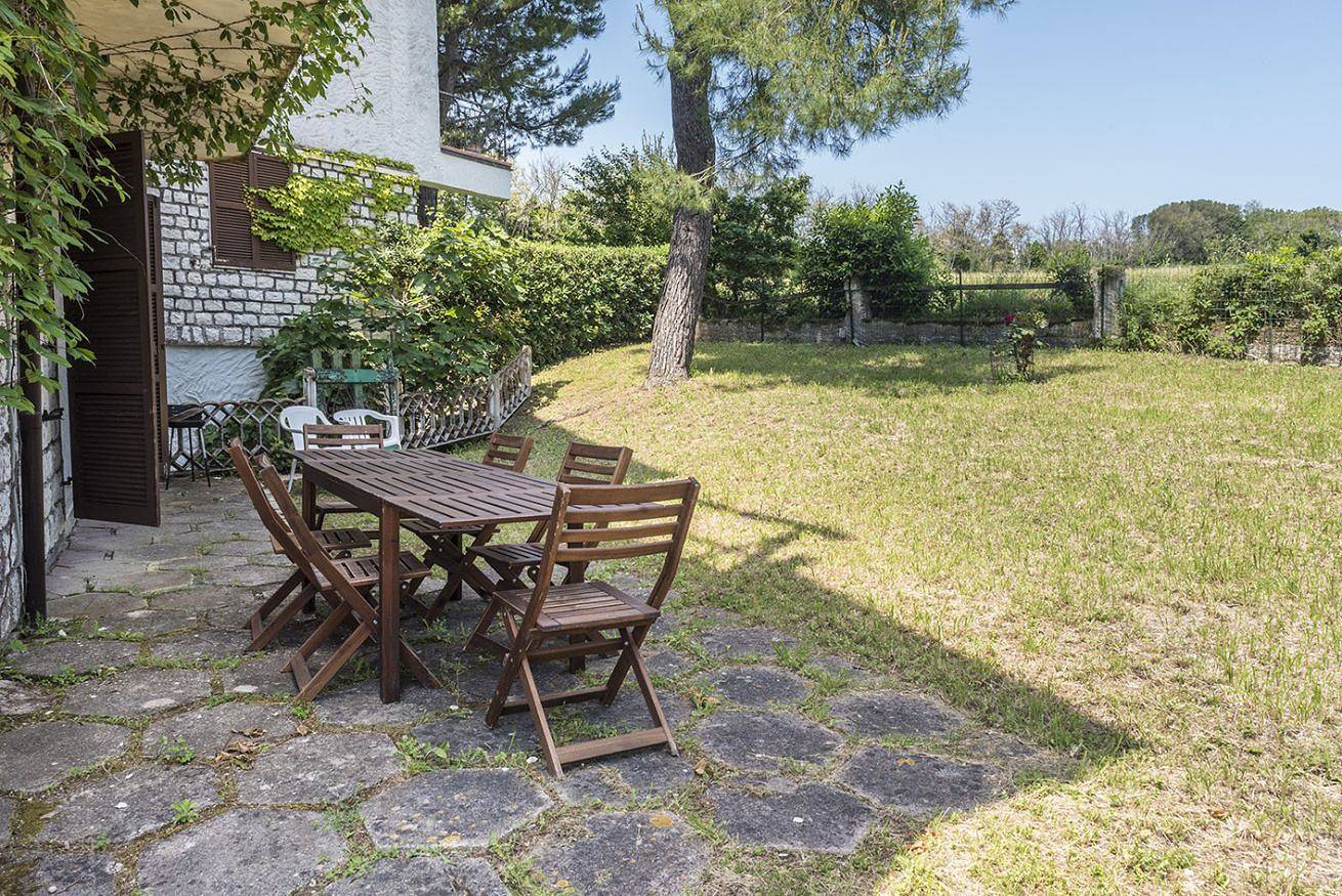 Appartamento intero, M088 - Marcelli, quadrilocale con giardino a 100mt dal mare in Marcelli, Riviera del Conero
