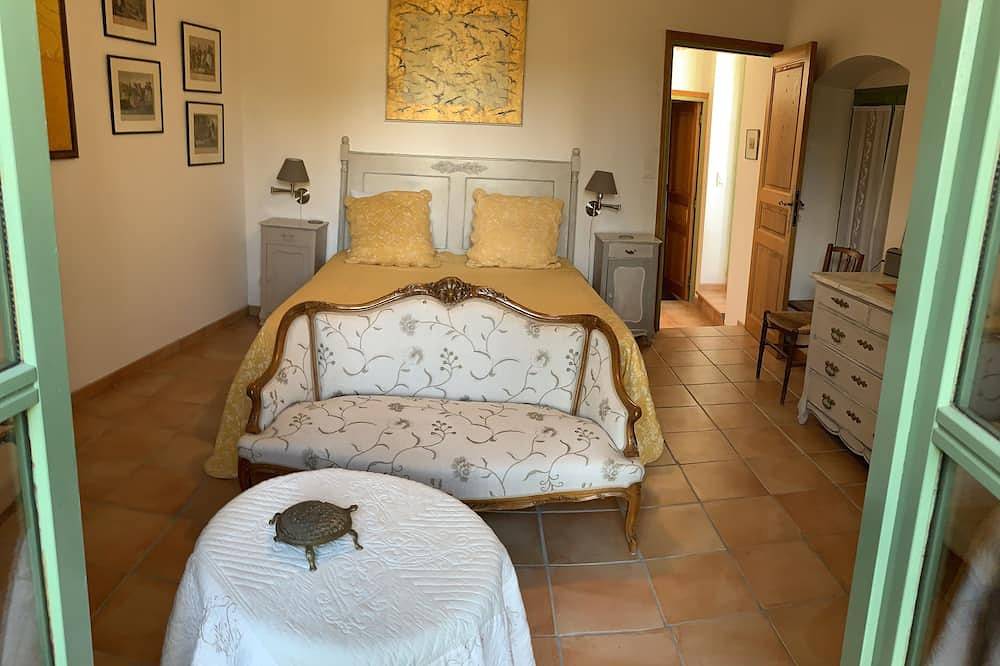 Entre Nîmes et Montpellier, maison de charme à Aubais in Aubais, Côte méditerranéenne (France)