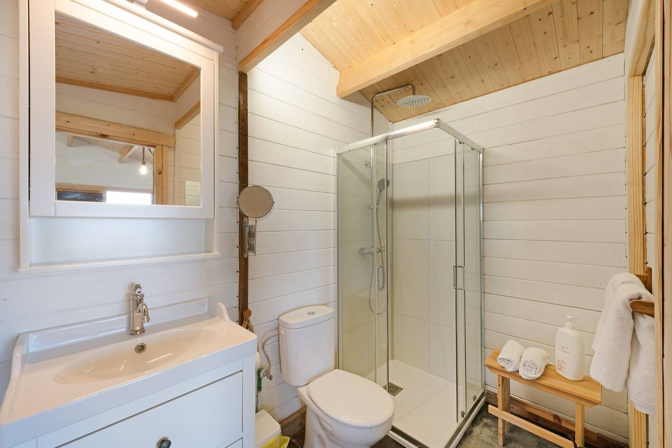 Vakantiehuis 'Dely' met Uitzicht op Zee, Privé Zwembad en Privé Terras, foto 15