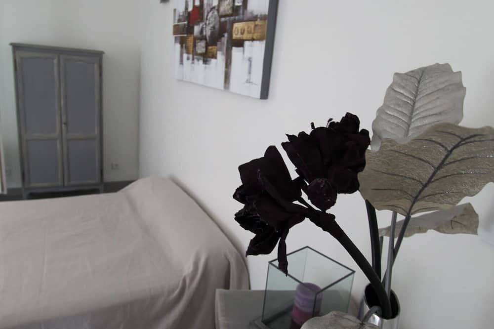 Appartamento intero, Apartment - ideal location - ground floor - garden - patio in Corte Francia, Parco naturale regionale della Corsica
