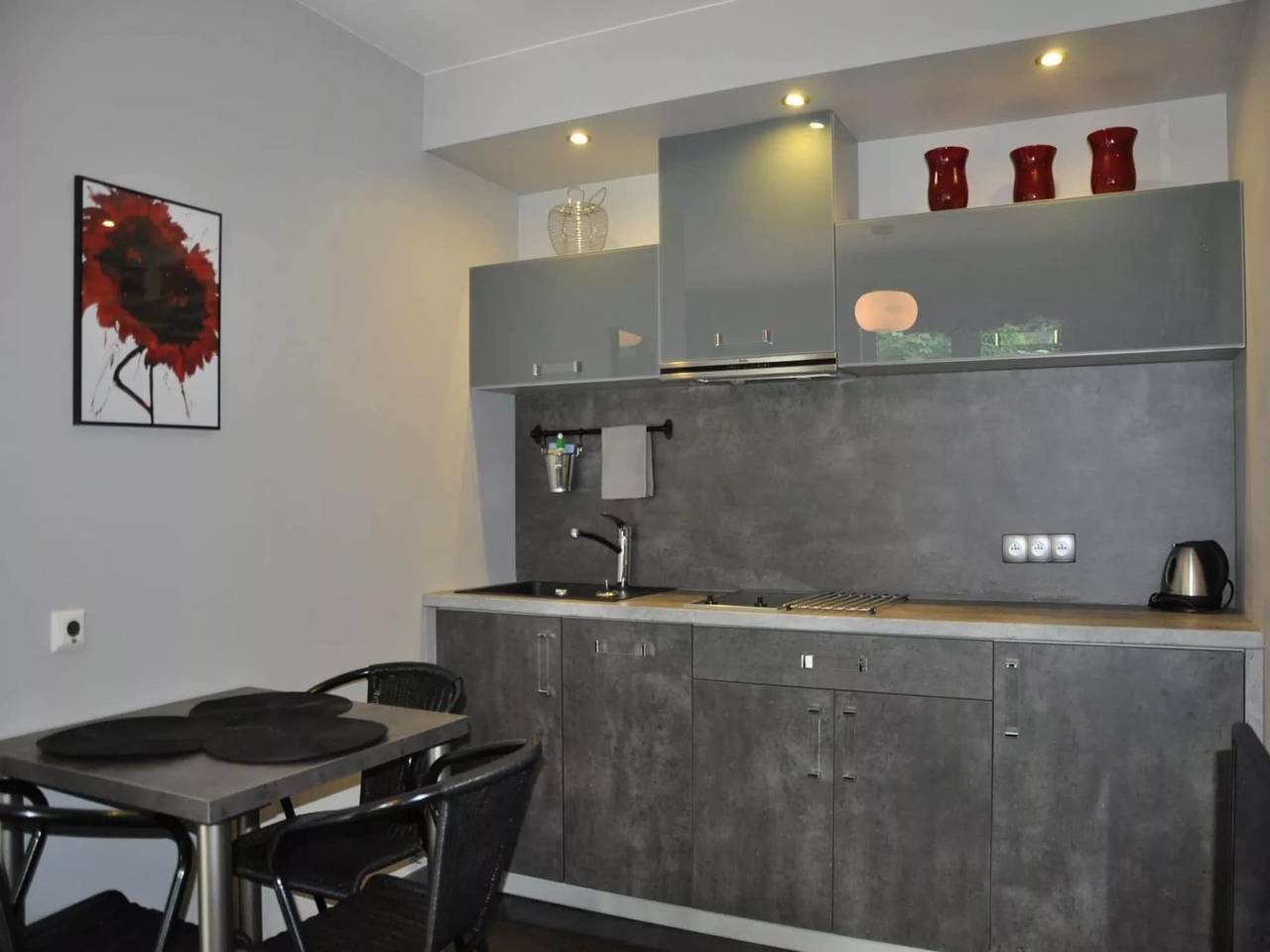 Ganze Wohnung, Komfortable Erdgeschosswohnung in Strandnähe in Rewal, Powiat gryficki