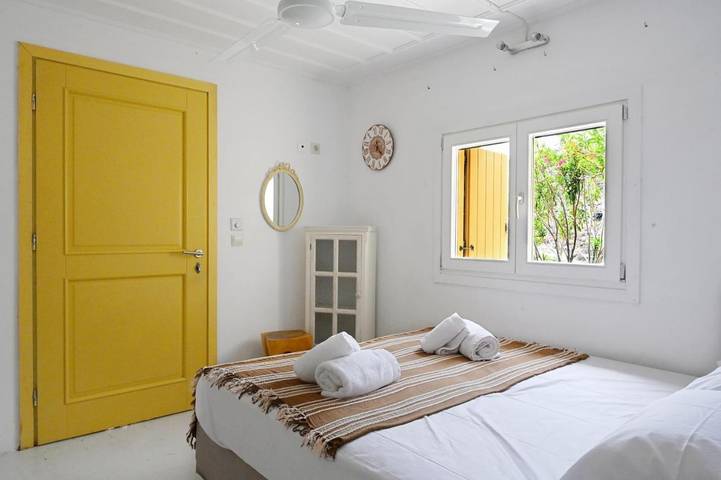 Location de vacances pour 2 personnes, avec vue et jardin, animaux acceptés dans Κανάλα