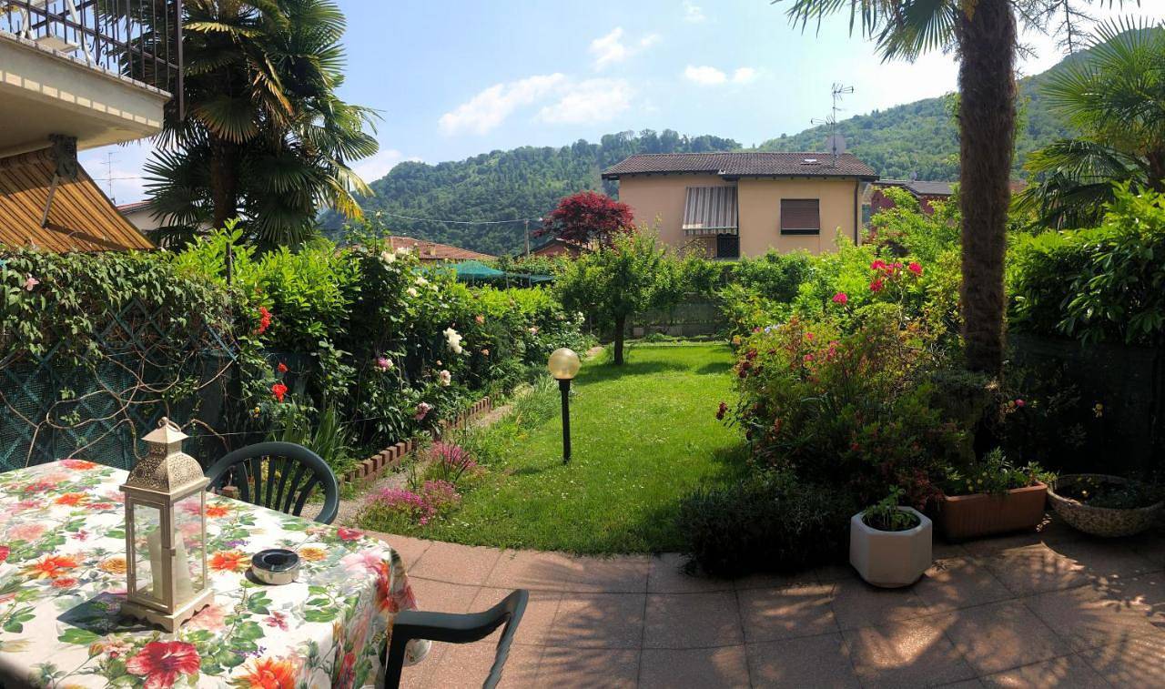 Casa Tiziana in Lavena Ponte Tresa, Luganer See (Lombardei)