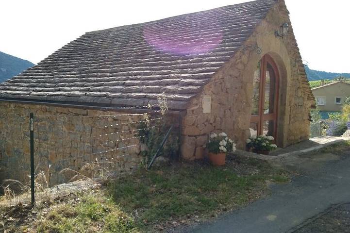 Charming house at the gateway to the Gorges du Tarn in Mostuéjouls, Parc naturel régional des Grands Causses