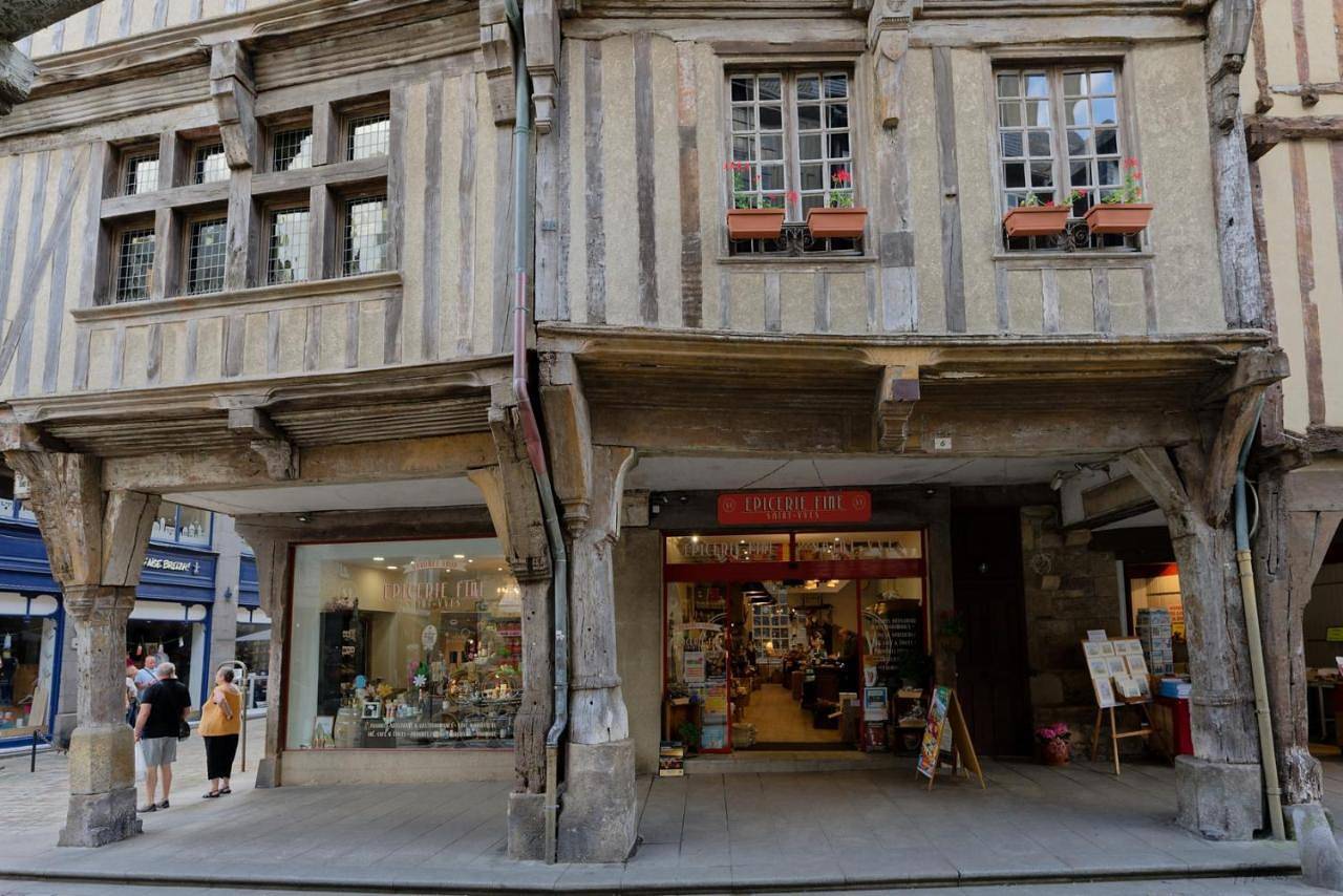 Deluxe Double Room in Dinan, Région de Dinan