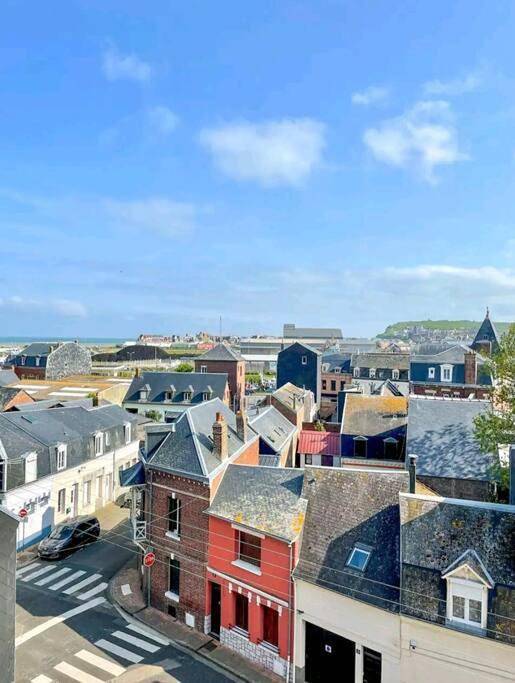 Appartement entier, Two-Bedroom Apartment in Le Tréport, Région de Dieppe