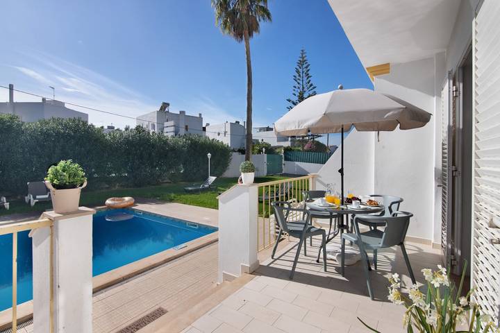 Holiday rental for 9 people, with Garden in Olhos de Água