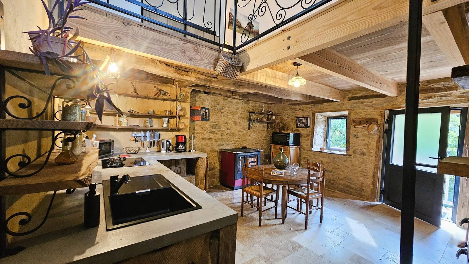 Casa de huéspedes para 2 personas con terraza in Argentat, Región de Tulle