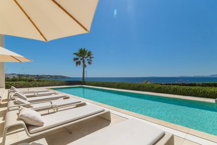 Maison de vacances pour 8 personnes, avec Jacuzzi et Terrasse ainsi que Jardin et Piscine à Son Veri Nou