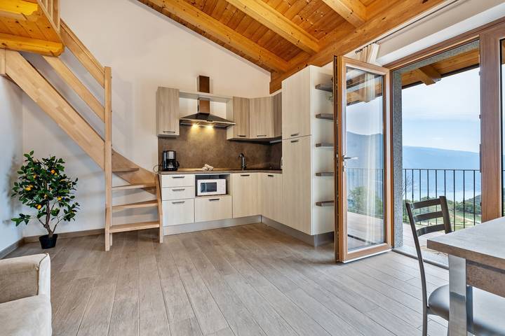 Agriturismo per 5 persone, con Giardino e Vista lago