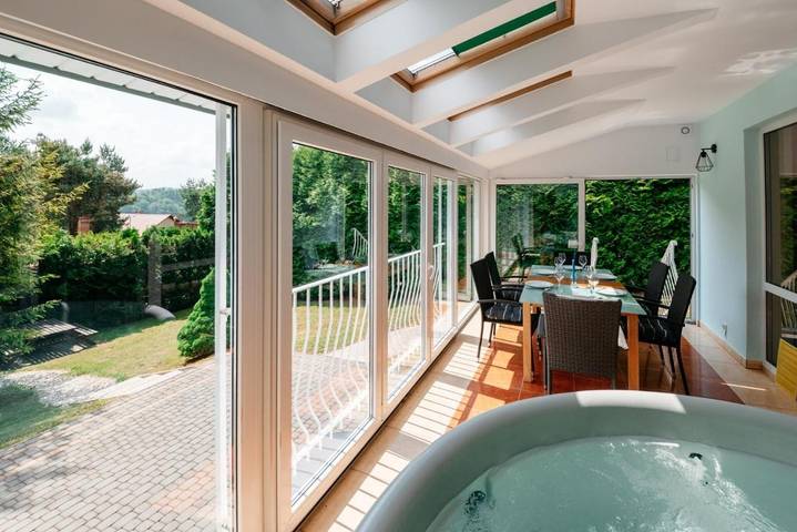 Villa für 10 Personen, mit Whirlpool und Garten - 1