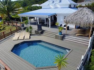 Villa pour 14 personnes, avec piscine ainsi que jardin et terrasse en Martinique