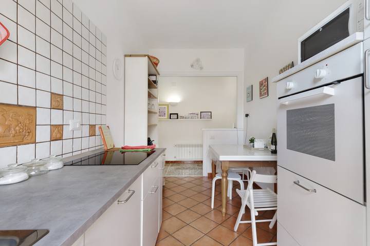 Appartement entier, Appartement "Amy Home" avec balcon, Wi-Fi et climatisation in Rome, Province de Rome